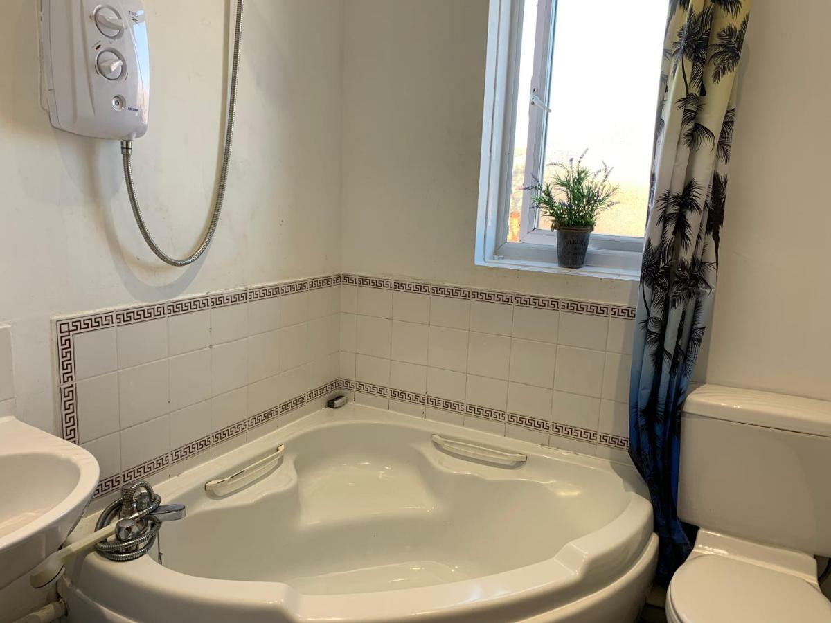 Eskdaill Place Apartment Kettering Esterno foto